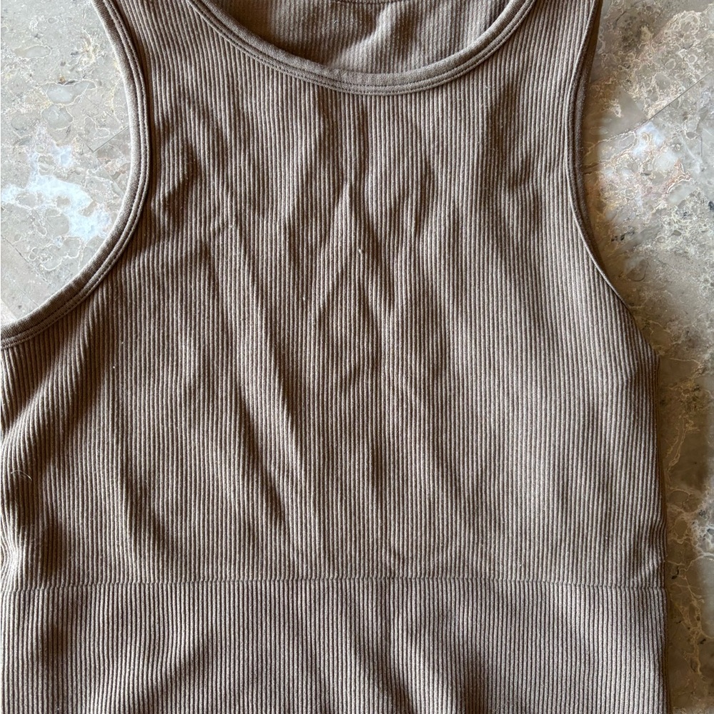 Gray Ribbed Sleeveless Fitted Tank Top